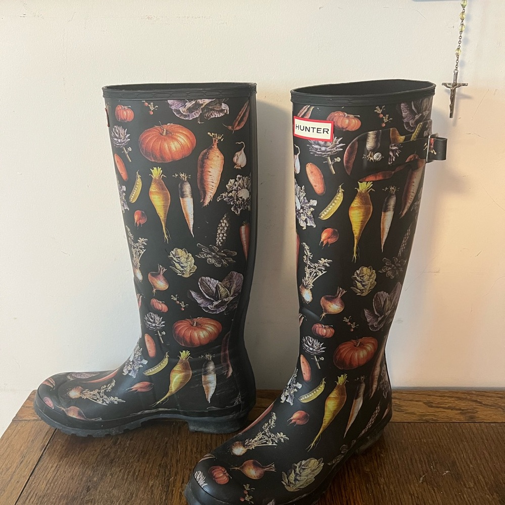 Hunter Black Peter Rabbit Collaboration Boots